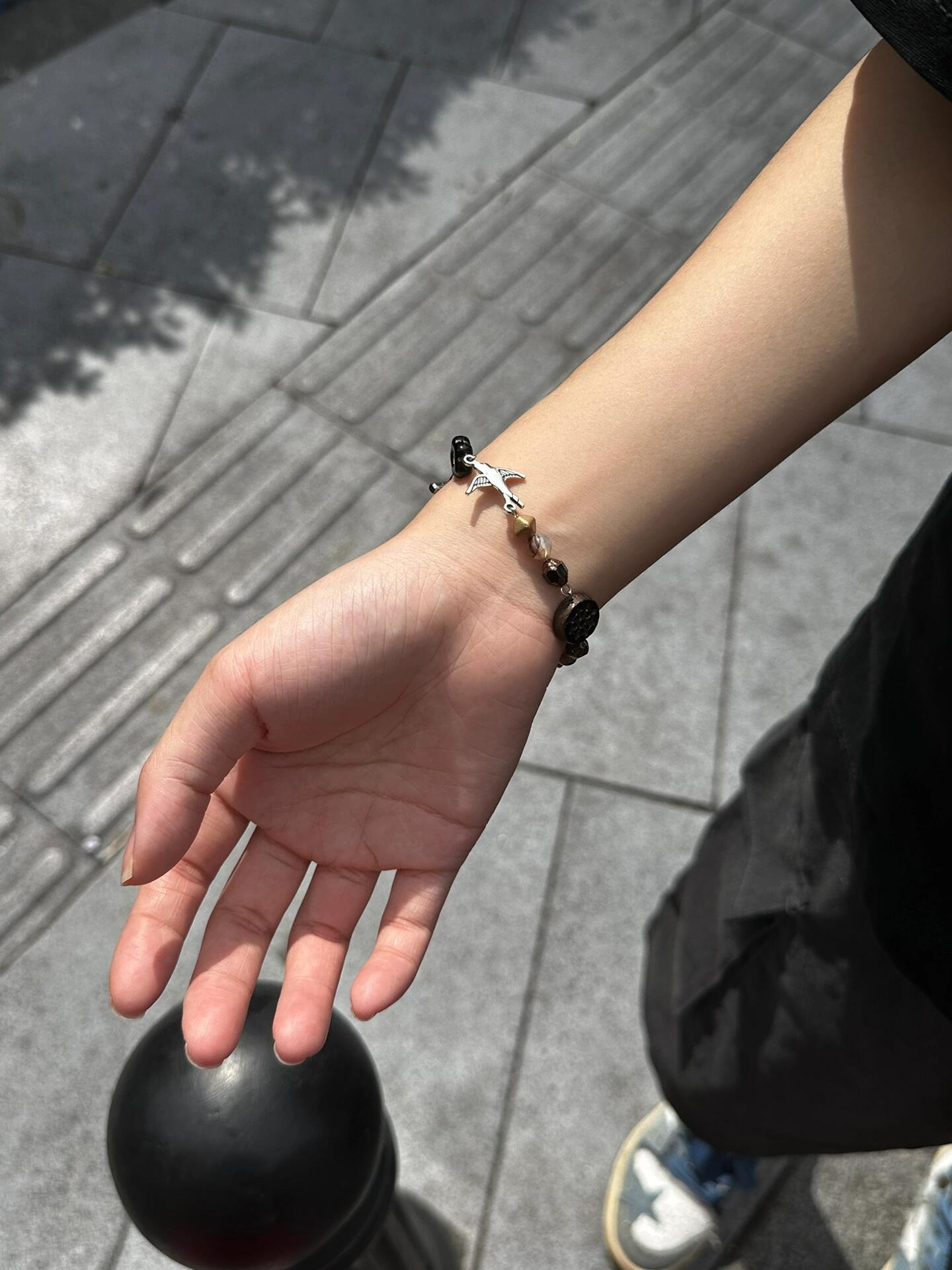 404CLVB Handmade Bracelet-“I Know”🪨