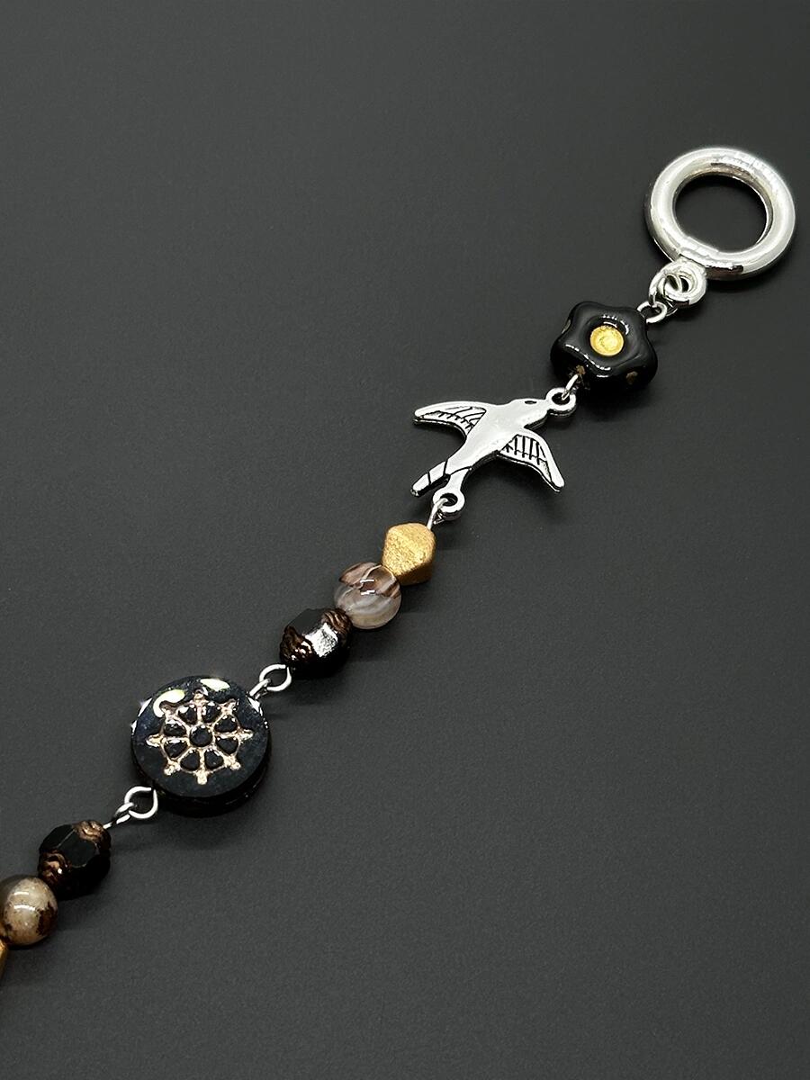 404CLVB Handmade Bracelet-“I Know”🪨