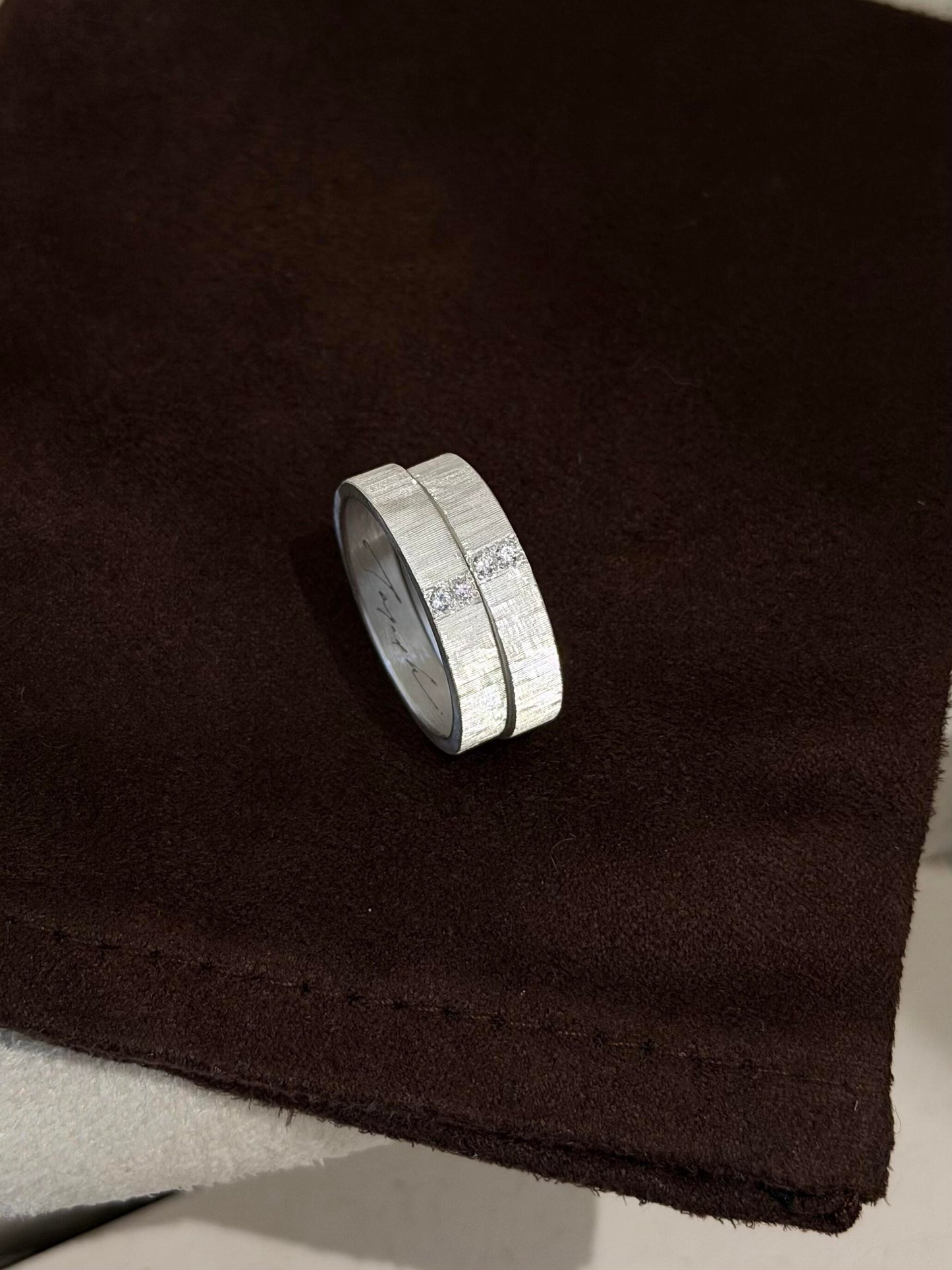 Row Diamond Ring - A Radiant Life✨